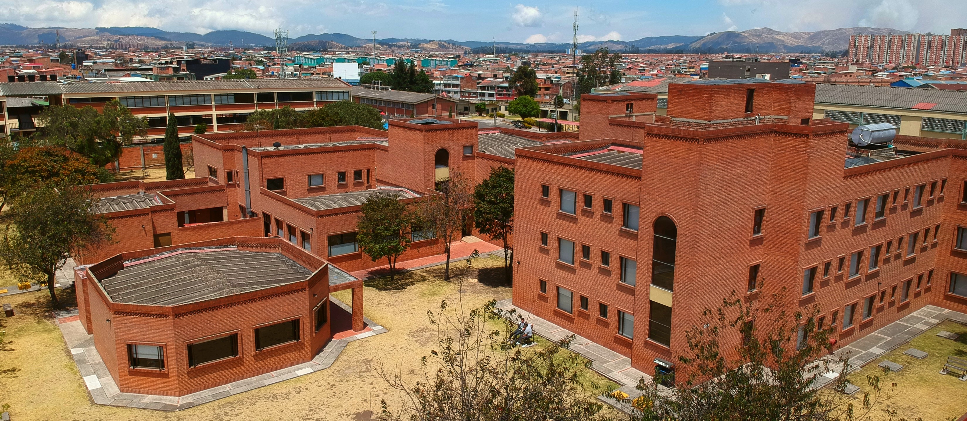 Fachada Panorámica